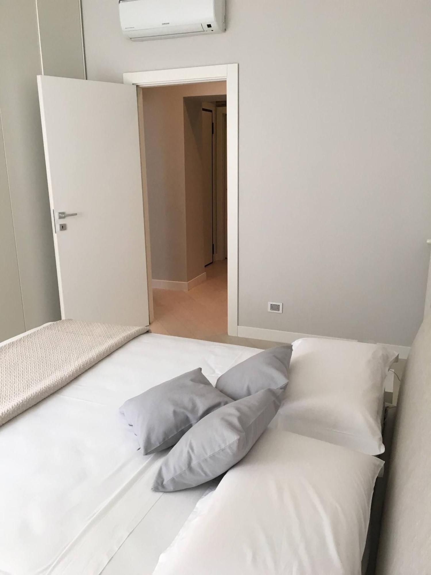 Elegant In A Prime Location Apartment